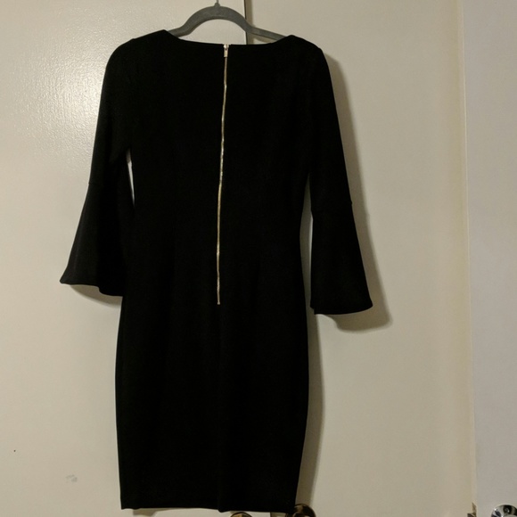 Flare sleeve dress in perfect condition - Picture 2 of 2